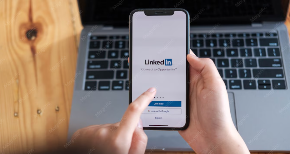 Cómo optimizar tu perfil de LinkedIn con ChatGPT